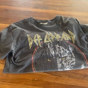H&M Women’s Def Leppard Tee